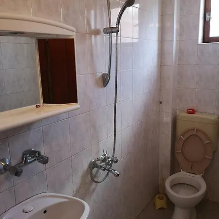 בית הארחה Koevi פומורי